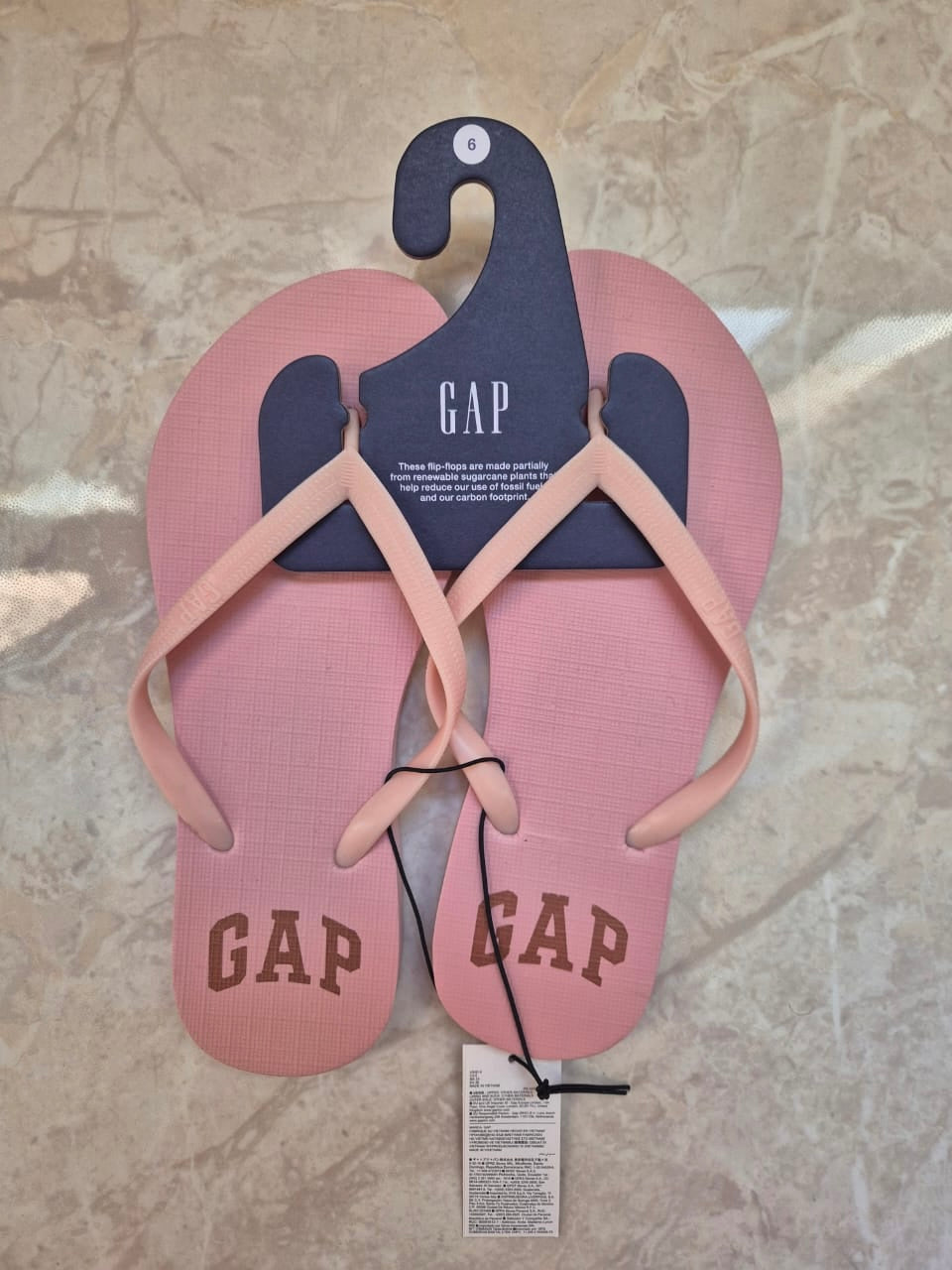 Gap slippers