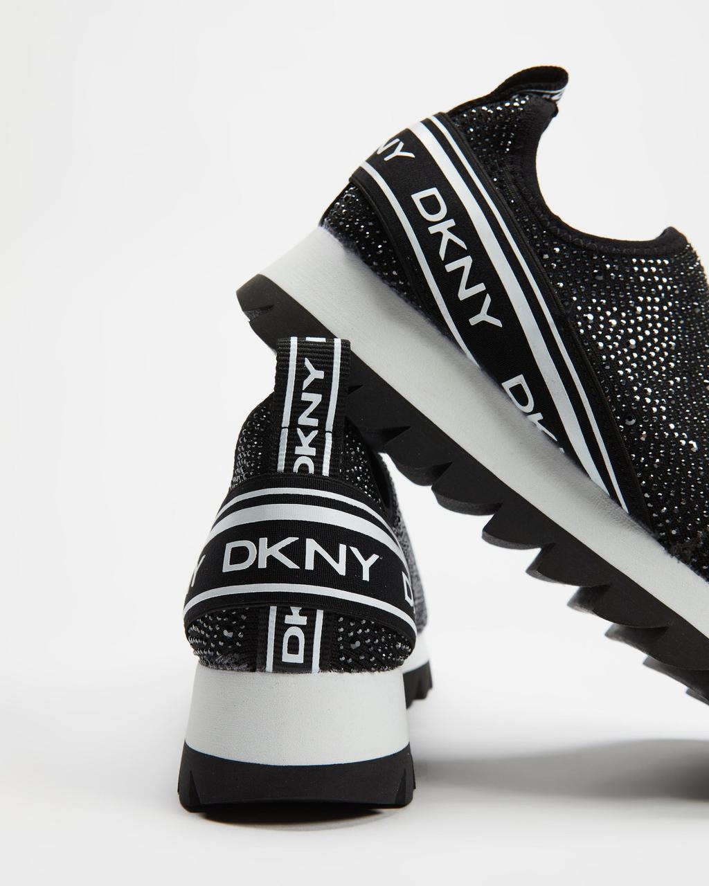 DKNY Women's Lightweight Abbi Slip on sneakers